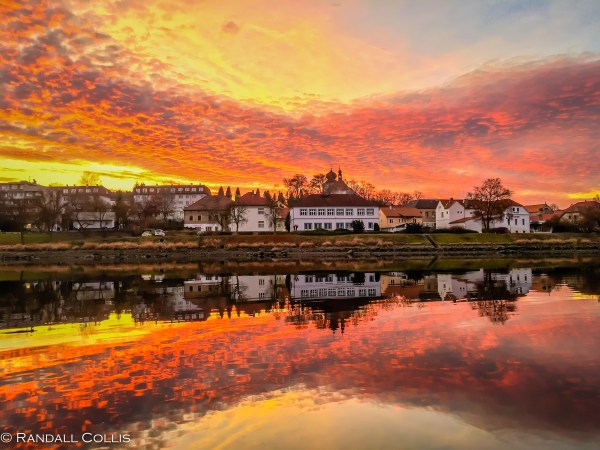 time-is-fleeting-never-stop-1